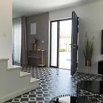 Delta House - Alfa *